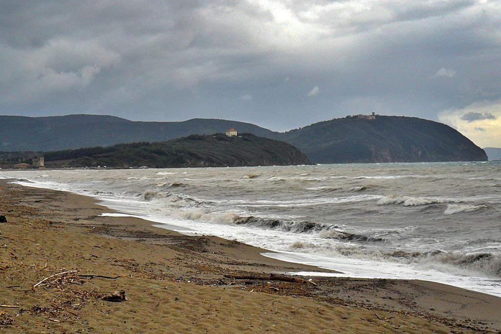 Locanda Oceano Mare Acomodação com café da manhã San Vincenzo Exterior foto